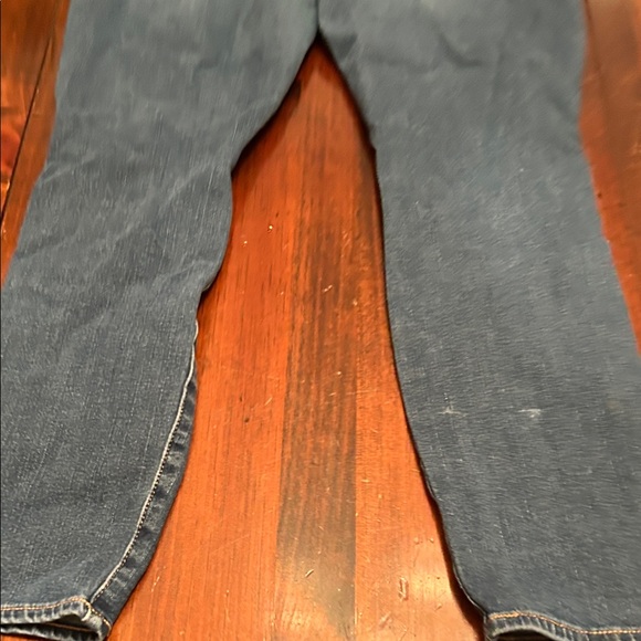 American Eagle Outfitters Blue Distressed Jeans - Picture 13 of 13